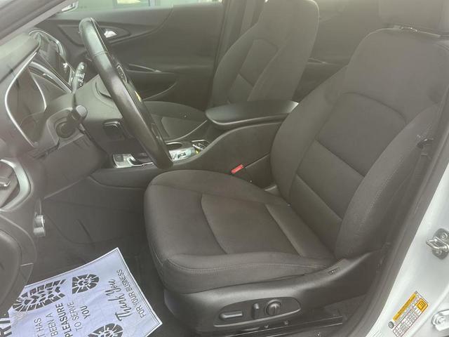 Photo of 2022  Chevrolet Malibu