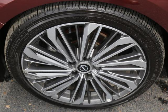 Photo of 2023 Garnet Pearl Nissan Altima