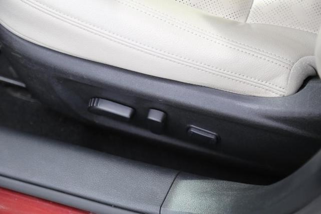 Photo of 2023 Garnet Pearl Nissan Altima