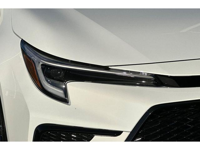 Photo of 2025 Ice Cap Toyota Corolla Hybrid