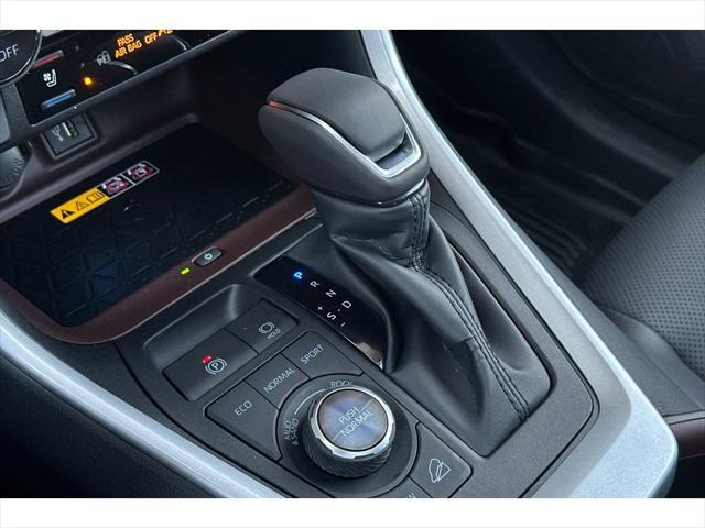 Photo of 2025 Silver Sky Metallic Toyota RAV4