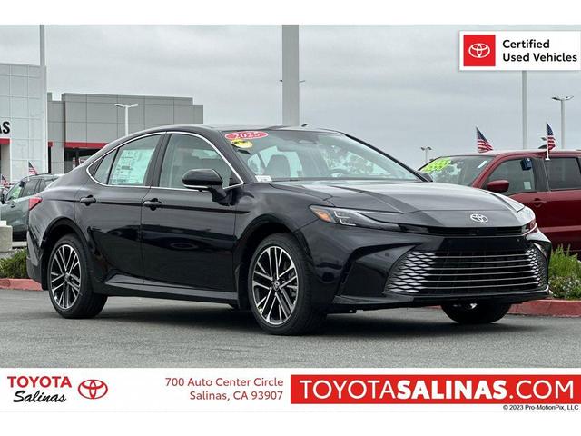 Photo of 2025 Midnight Black Metallic Toyota Camry