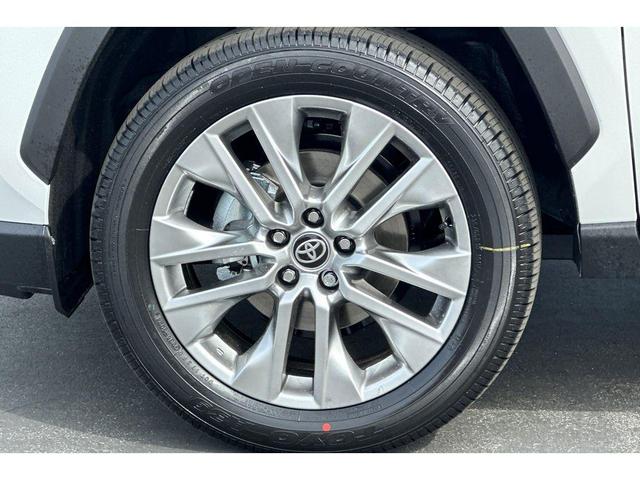 Photo of 2025 Wind Chill Pearl Toyota RAV4