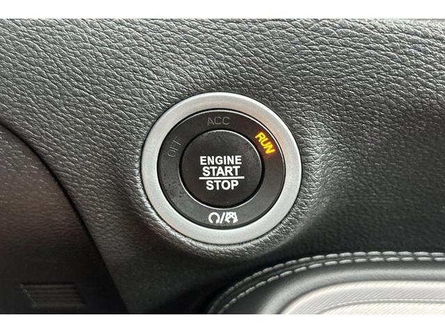 Photo of 2023 White Knuckle Clearcoat Dodge Challenger
