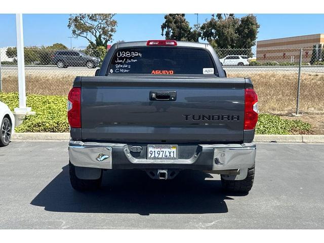 Photo of 2016 Magnetic Gray Metallic Toyota Tundra