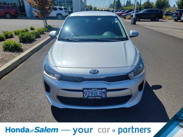 Photo of 2019 Silky Silver Kia Rio