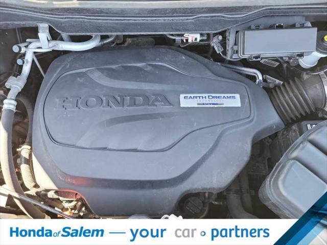 Photo of 2019 Modern Steel Metallic Honda Pilot