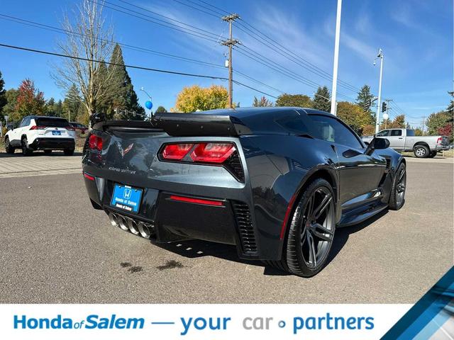Photo of 2019 Shadow Gray Metallic Chevrolet Corvette