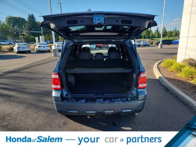 Photo of 2010 Steel Blue Metallic Ford Escape
