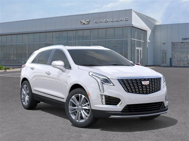 Photo of 2025 Crystal White Tri-Coat Cadillac XT5