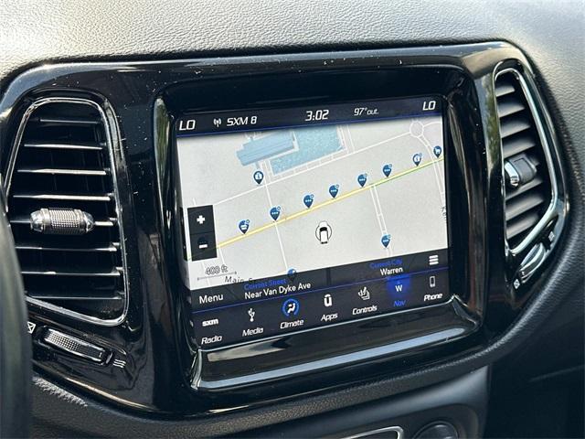 Photo of 2019 Granite Crystal Clearcoat Metallic Jeep Compass