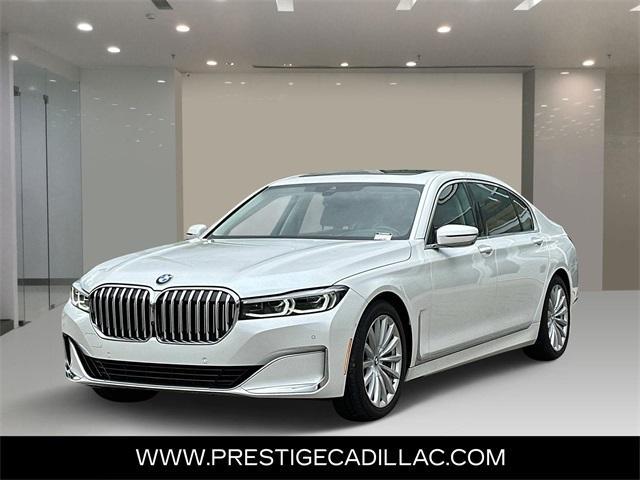 2022 BMW 740