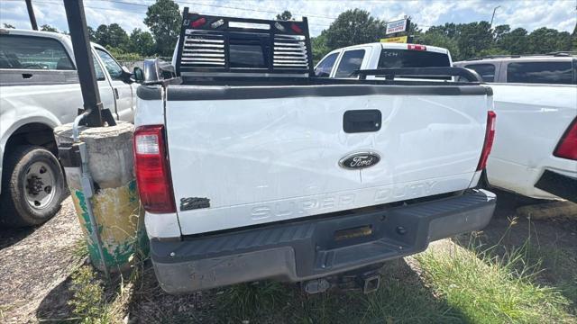 Photo of 2015 Oxford White Ford F-350