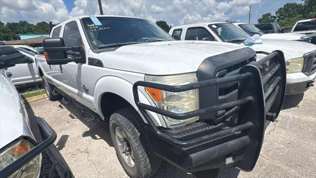 Photo of 2015 Oxford White Ford F-350