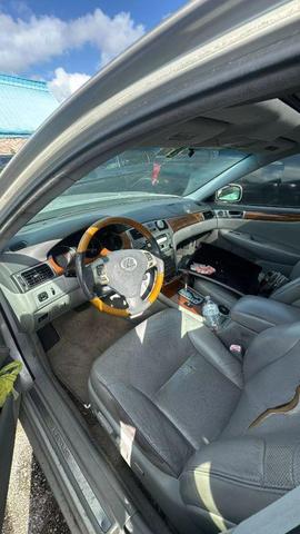Photo of 2006 Classic Silver Metallic Lexus ES 330