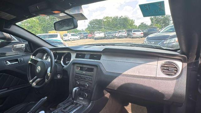 Photo of 2014 Grey Ford Mustang