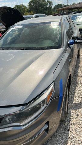 Photo of 2018 Titanium Silver Kia Optima