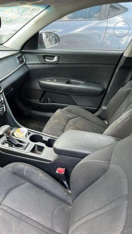 Photo of 2018 Titanium Silver Kia Optima