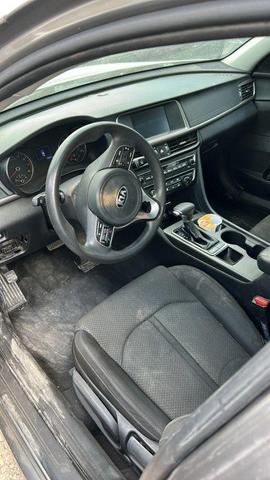 Photo of 2018 Titanium Silver Kia Optima