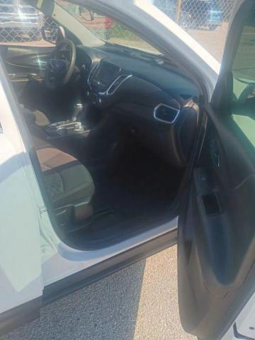Photo of 2021 White Chevrolet Equinox