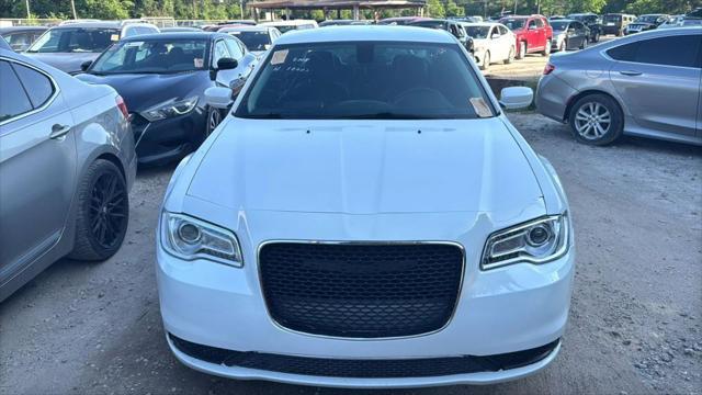 2018 Chrysler 300