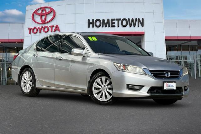 Photo of 2015 Champagne Honda Accord