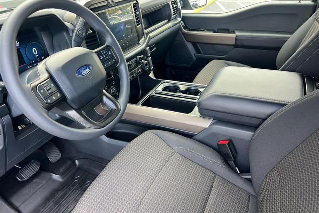 Photo of 2025 Iconic Silver Metallic Ford F-150