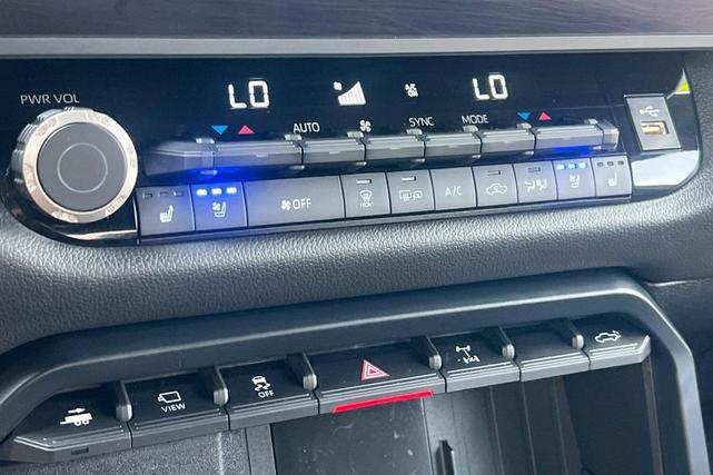 Photo of 2025 Ice Cap Toyota Tundra Hybrid