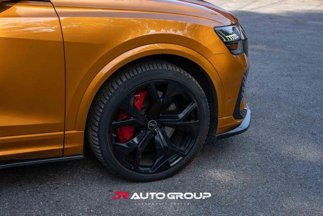 Photo of 2021 Dragon Orange Metallic Audi RS Q8
