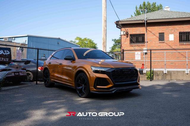 Photo of 2021 Dragon Orange Metallic Audi RS Q8