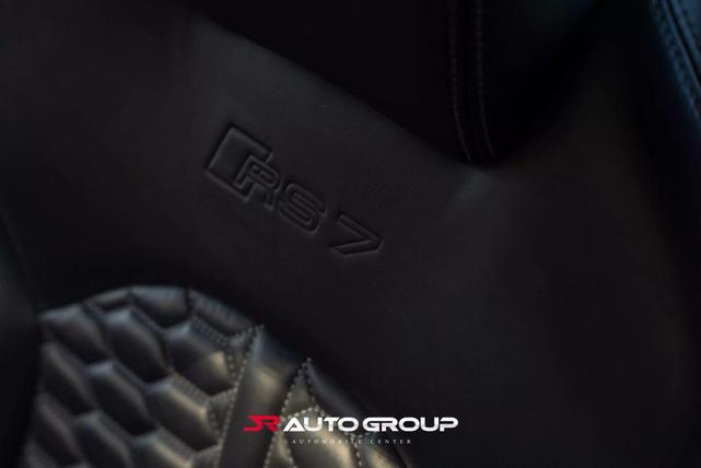 Photo of 2016 Black Audi RS 7