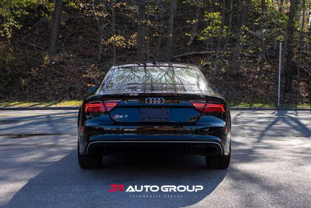 Photo of 2016 Black Audi RS 7