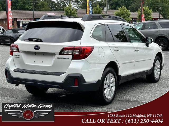 Photo of 2018 White Subaru Outback