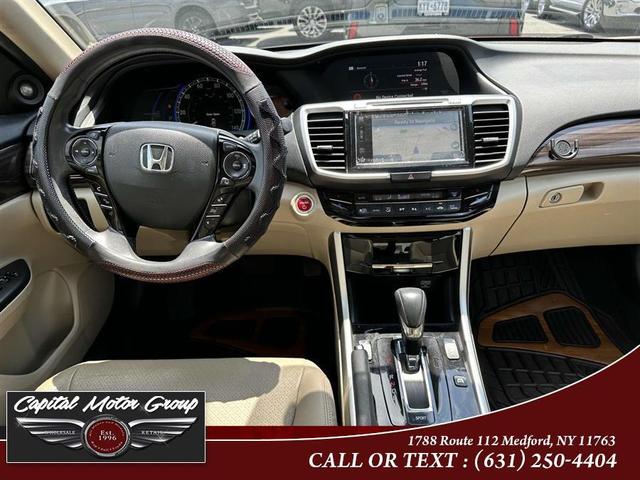 Photo of 2017 Red Honda Accord Hybrid