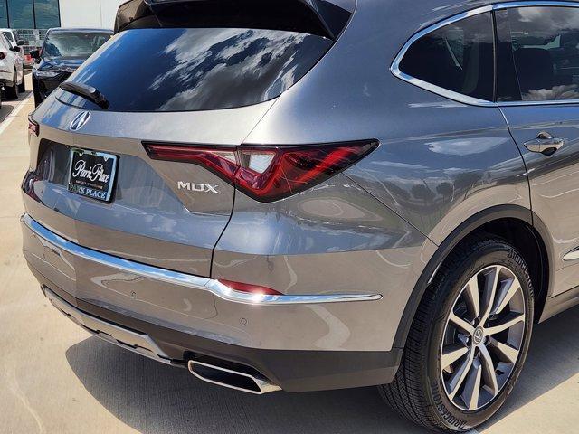 Photo of 2025 Platinum White Pearl Acura MDX