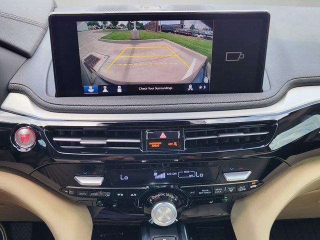 Photo of 2025 Canyon Acura MDX