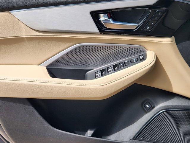 Photo of 2025 Canyon Acura MDX