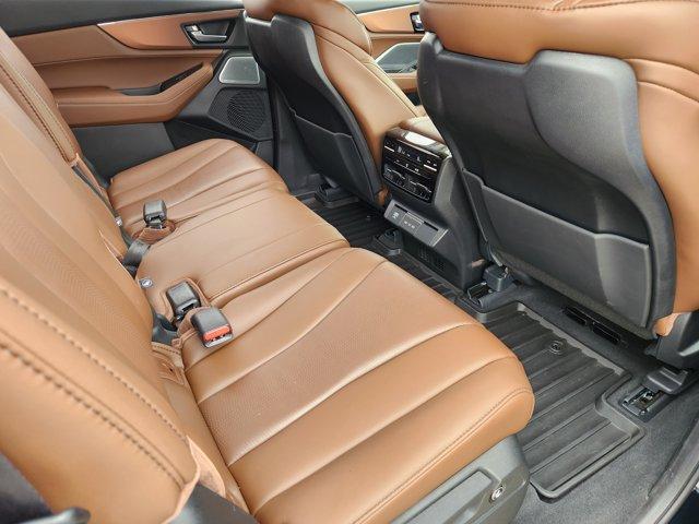 Photo of 2025 Majestic Black Pearl Acura MDX