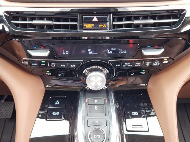 Photo of 2025 Majestic Black Pearl Acura MDX