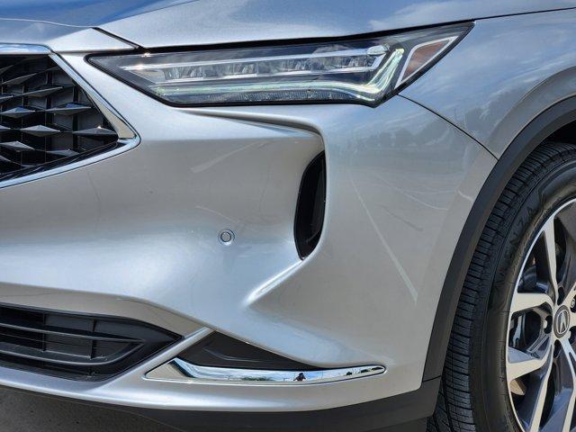 Photo of 2024 Lunar Silver Metallic Acura MDX