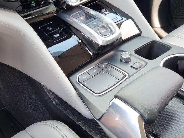 Photo of 2024 Lunar Silver Metallic Acura MDX