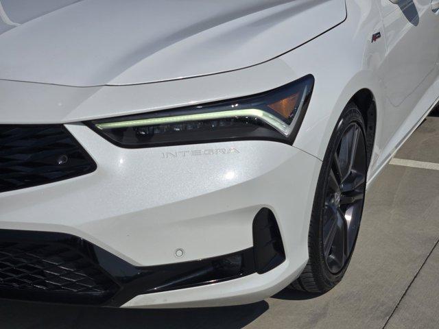 Photo of 2023 Platinum White Pearl Acura Integra