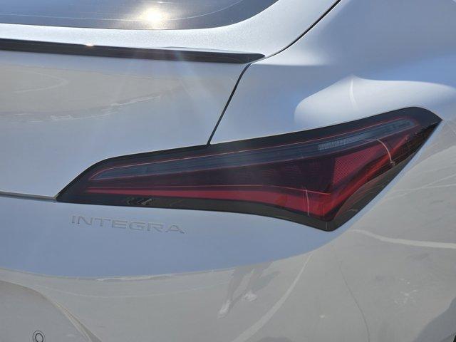 Photo of 2023 Platinum White Pearl Acura Integra