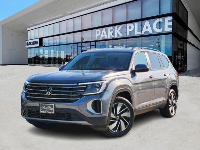 Photo of 2024 Platinum Gray Metallic Volkswagen Atlas