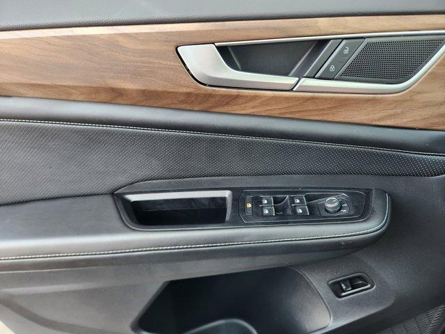 Photo of 2024 Platinum Gray Metallic Volkswagen Atlas