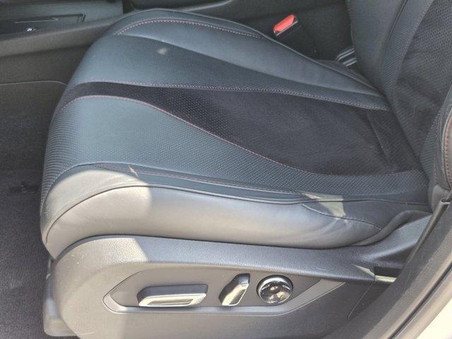 Photo of 2023 Platinum White Pearl Acura RDX