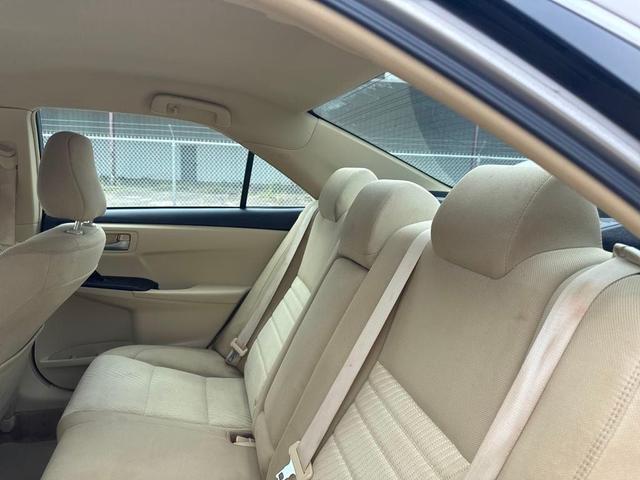Photo of 2015 Creme Brulee Mica Toyota Camry