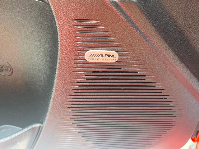 Photo of 2023 Go Mango Dodge Challenger