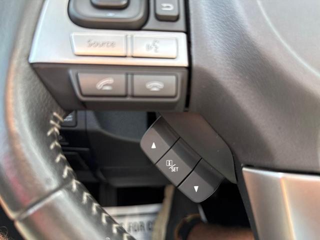 Photo of 2017 Ice Silver Metallic Subaru Forester