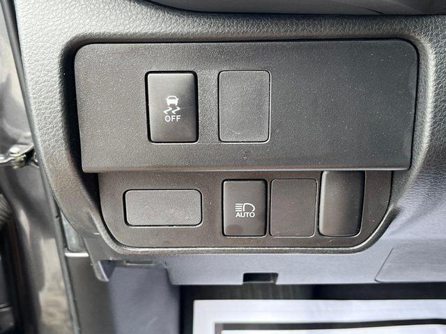 Photo of 2022 Magnetic Gray Metallic Toyota Tacoma